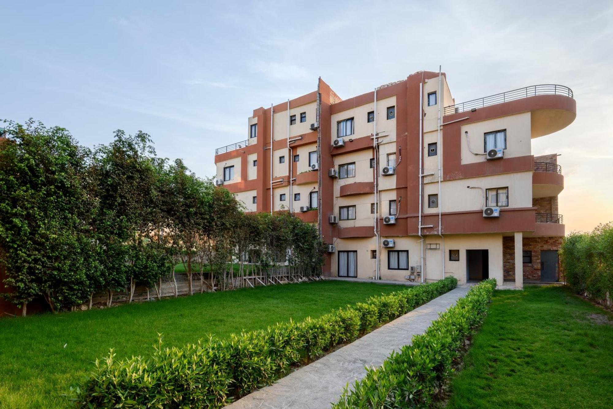 Travelholic Residence Golden Gates Cairo Ngoại thất bức ảnh
